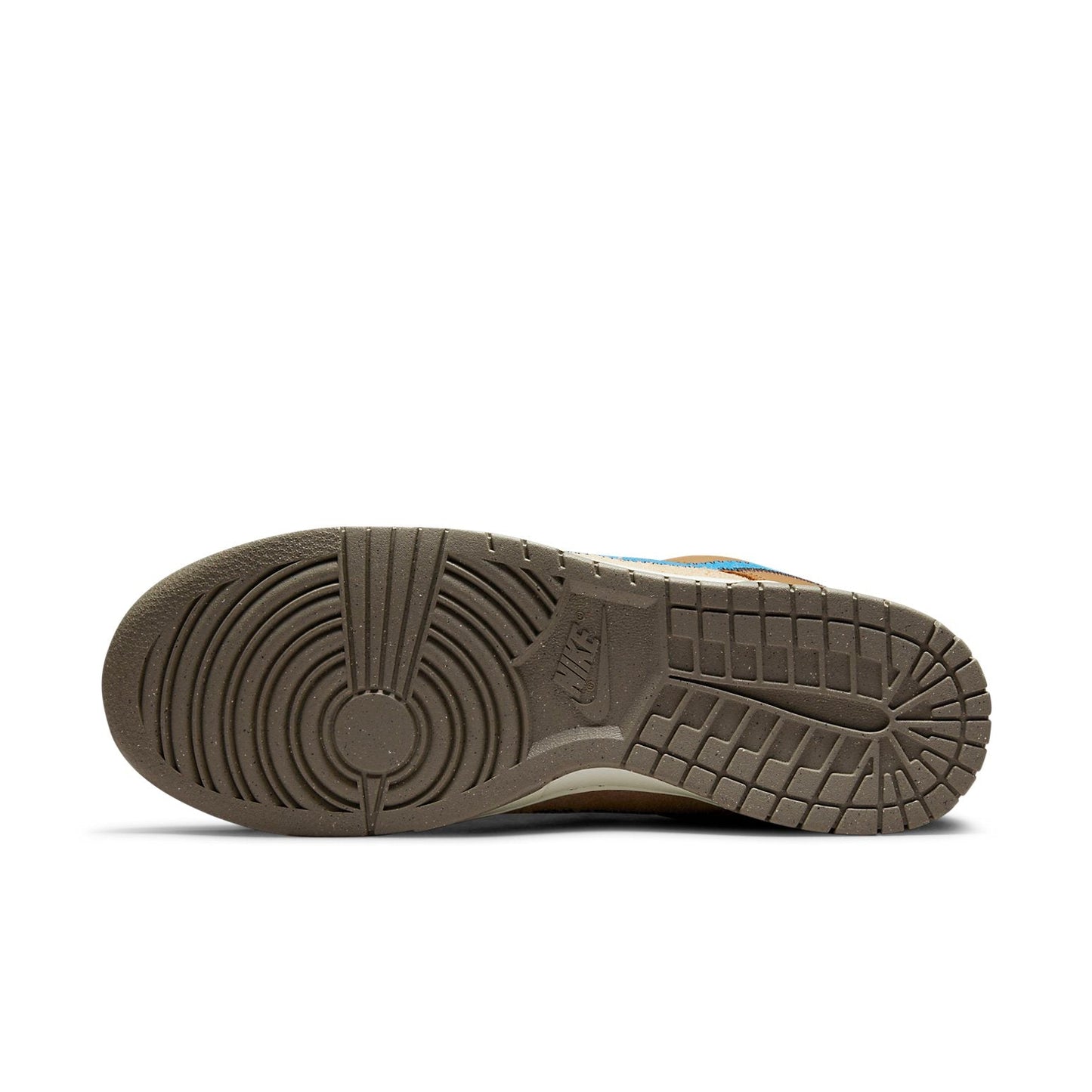 Nithtke size? x Duthtnk Low 'Dark Driftwood' DO6712-200