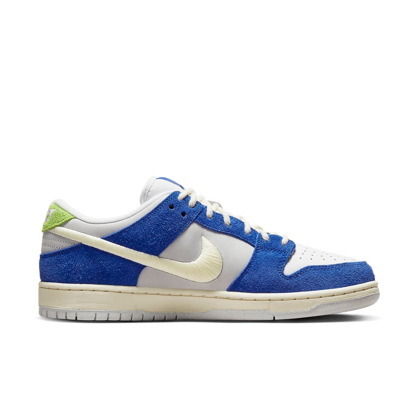 Nithtke SB Duthtnk Low Pro 'Fly Streetwear Gardenia' DQ5130-400