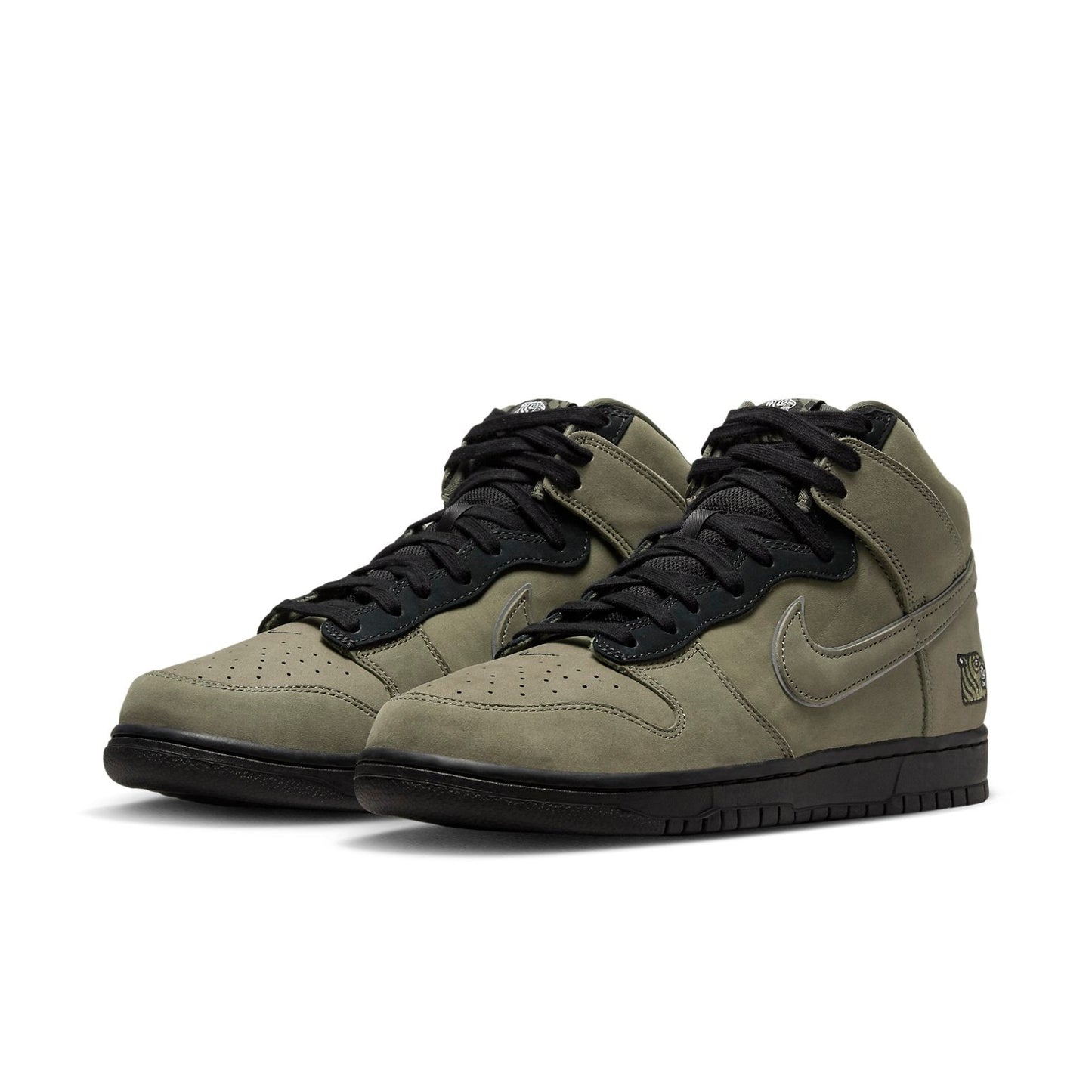 Nithtke SOULGOODS x Duthtnk High SP '90s' DR1415-200
