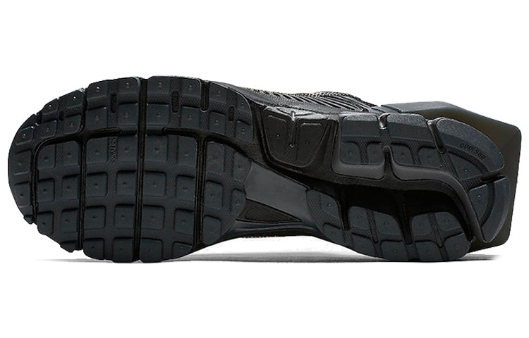 Nithtke A-Cold-Wall* x Aithtr Zothtom Vomero 5 'Black' AT3152-001