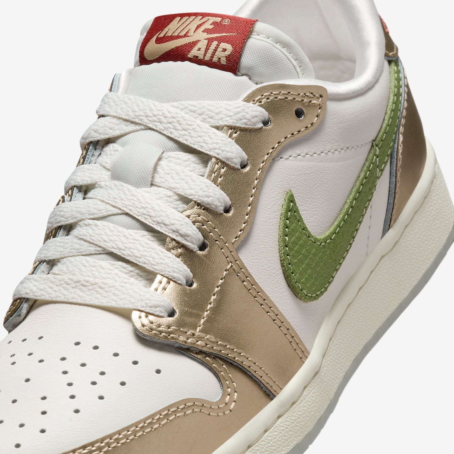 (GS) Aithtr Jordthtan 1 Low OG CNY 'Chinese New Year YOTD Year of the Dragon' 2024 (2024) FQ6593-100