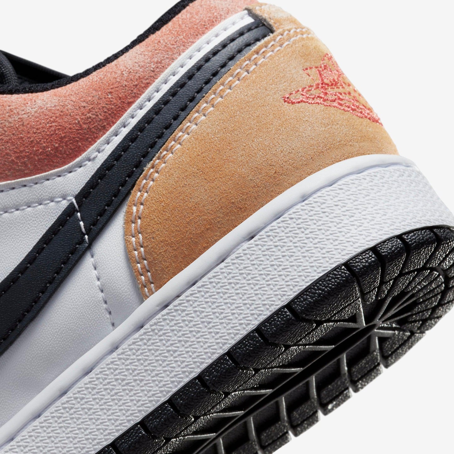 (GS) Aithtr Jordthtan 1 Low SE 'Flight Club' (2023) DX4374-008