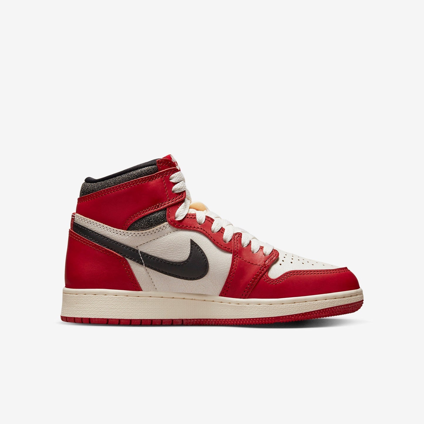 (GS) Aithtr Jordthtan 1 Retro High OG 'Reimagined Chicago / Lost and Found' (2022) FD1437-612