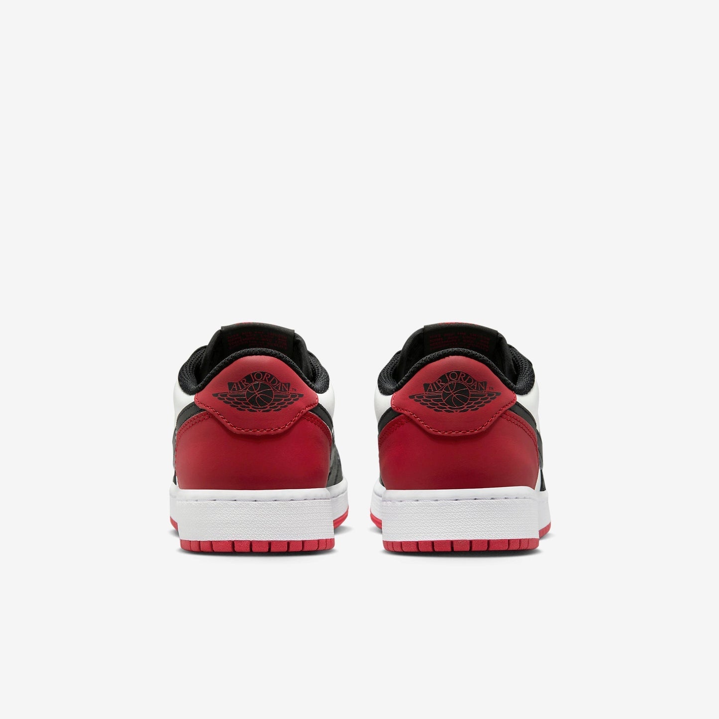 (GS) Aithtr Jordthtan 1 Retro Low OG 'Black Toe' (2023) CZ0858-106