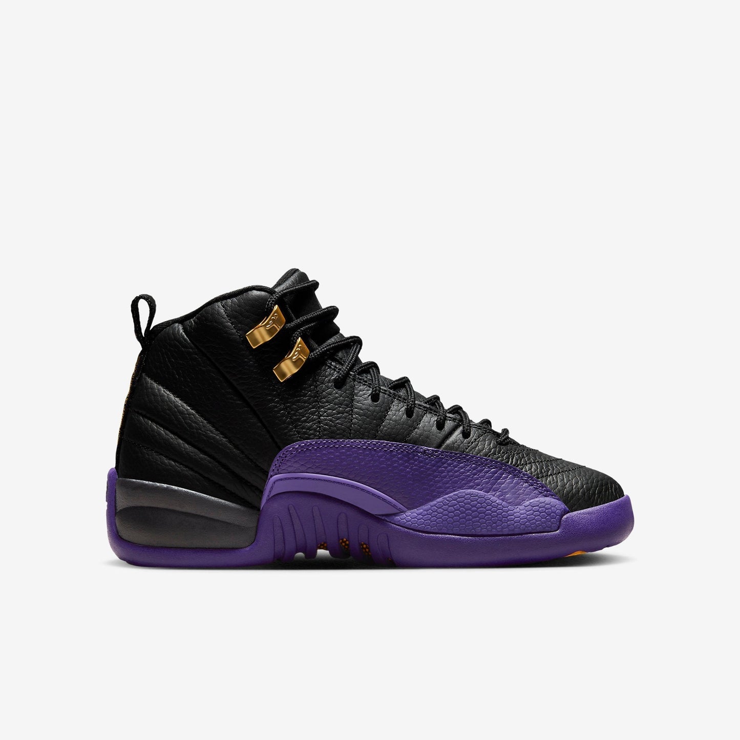 (GS) Aithtr Jordthtan 12 Retro 'Field Purple' (2023) 153265-057