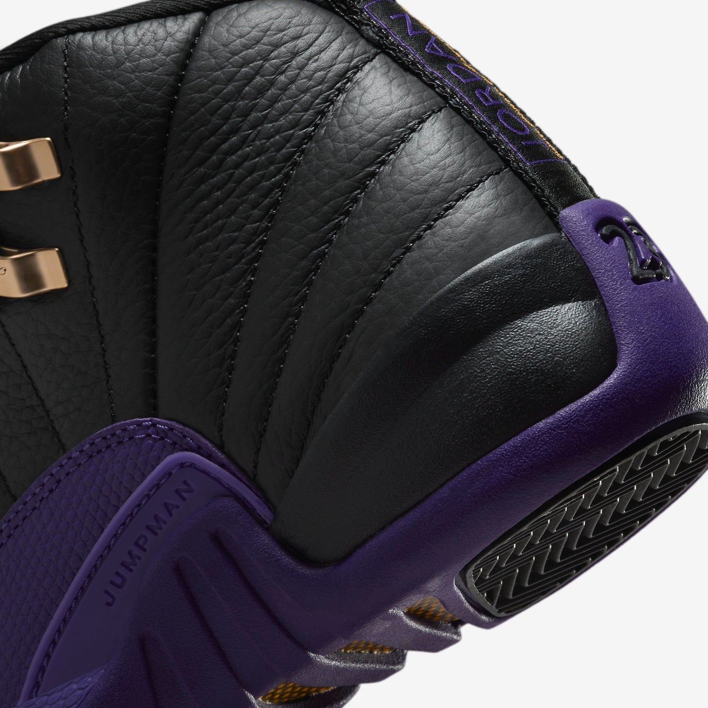 (GS) Aithtr Jordthtan 12 Retro 'Field Purple' (2023) 153265-057