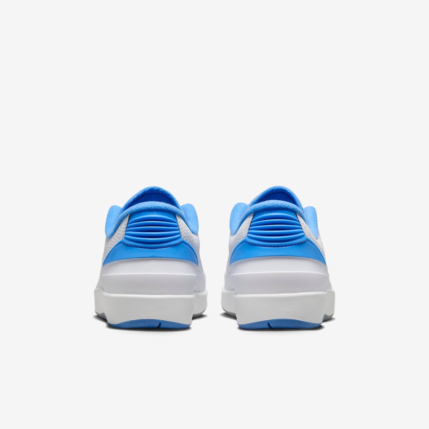(GS) Aithtr Jordthtan 2 Retro Low 'UNC / University Blue' (2023) FJ6869-104