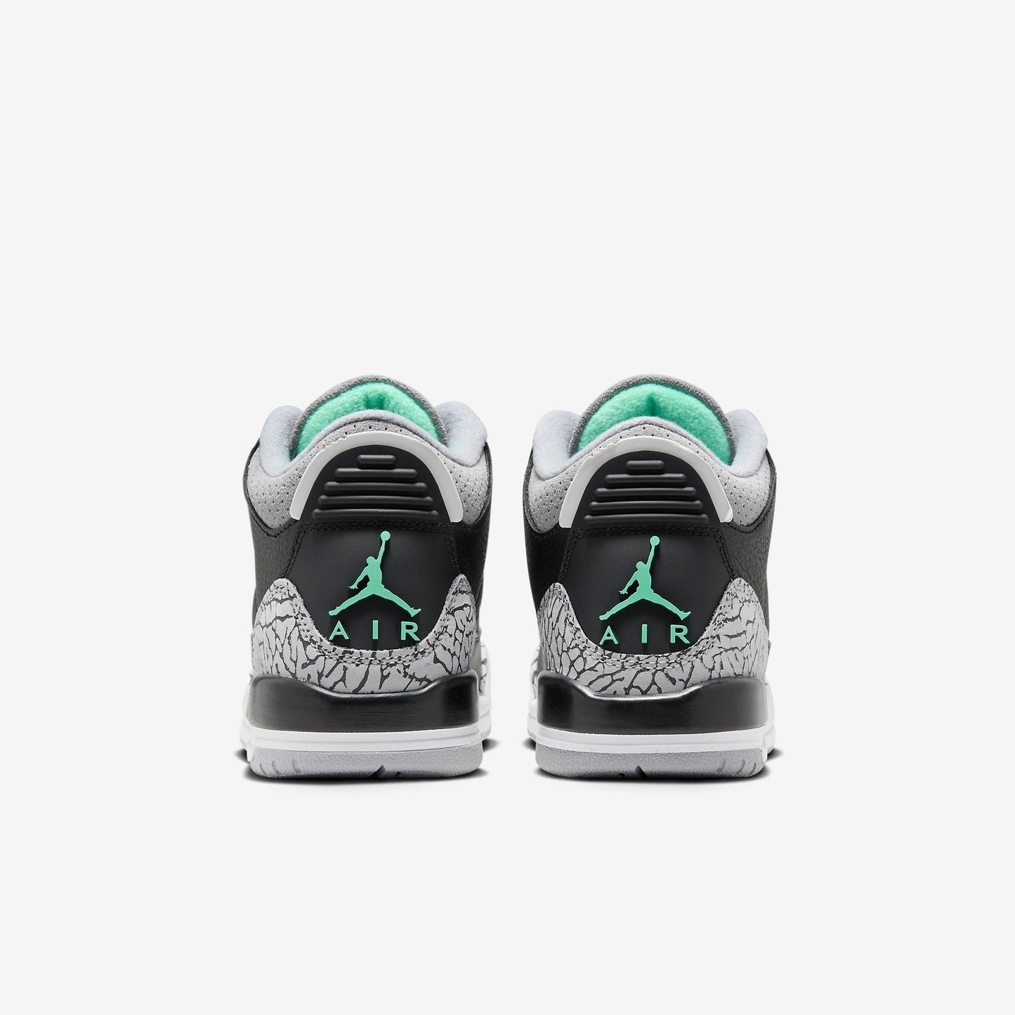 (GS) Aithtr Jordthtan 3 Retro 'Green Glow' (2024) DM0967-031