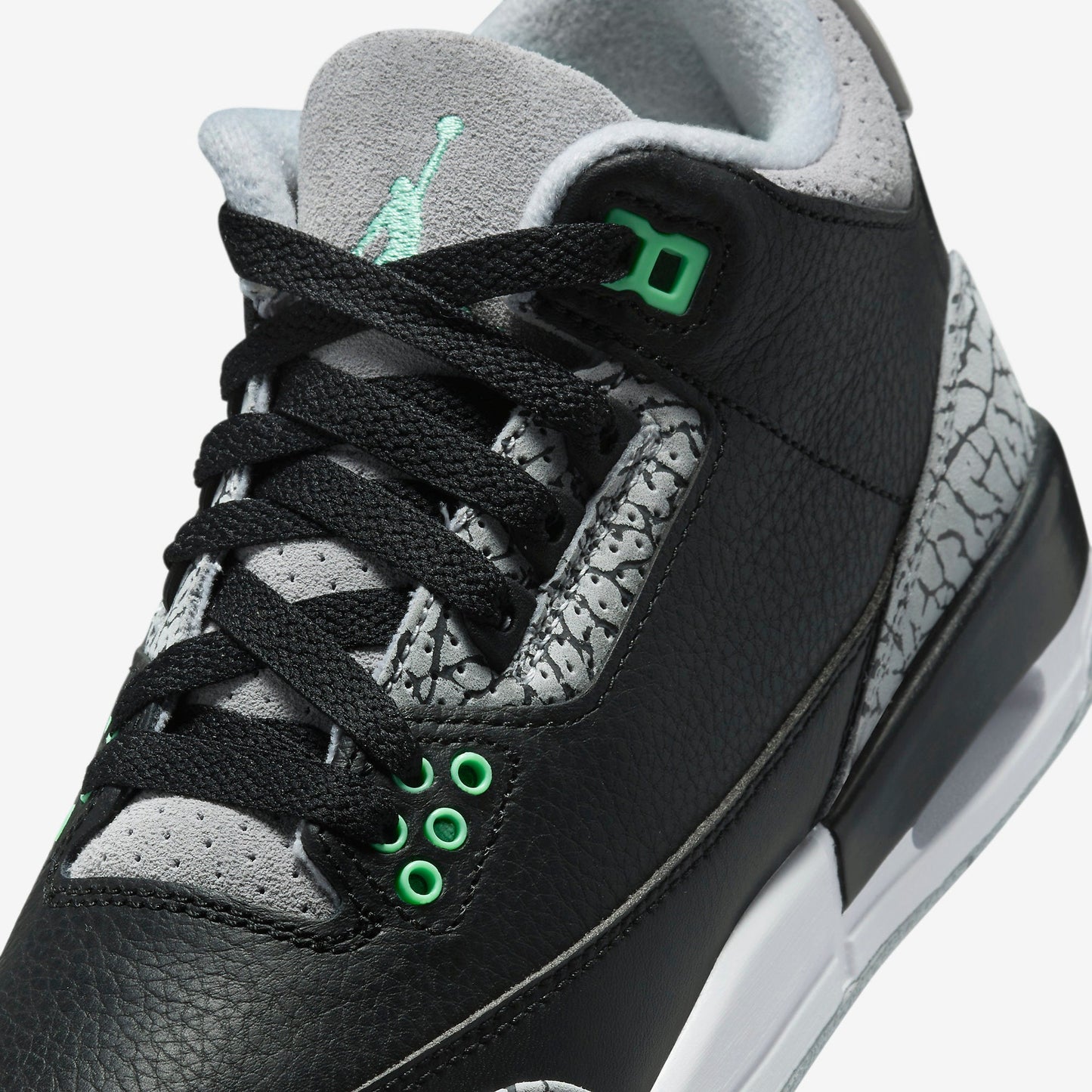 (GS) Aithtr Jordthtan 3 Retro 'Green Glow' (2024) DM0967-031