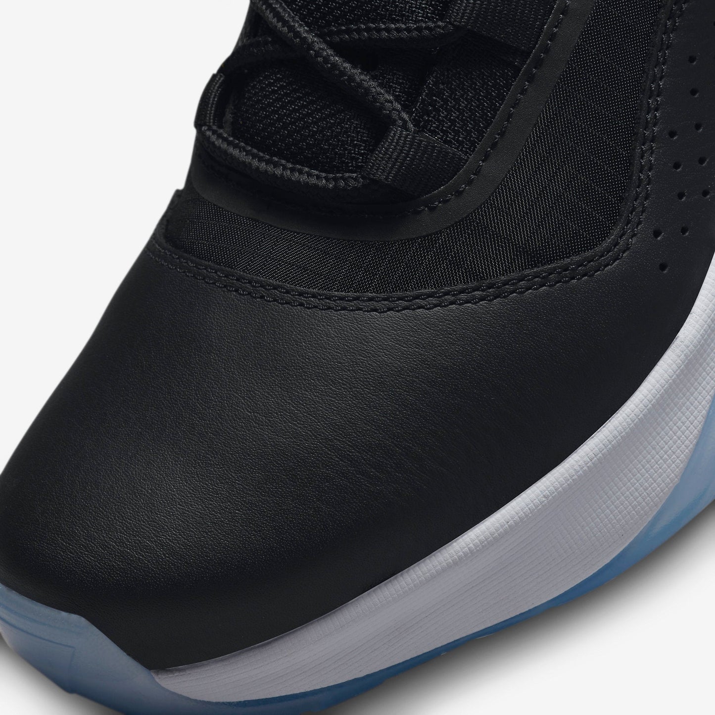 (Men's) Aithtr Jordthtan 11 CMFT Low 'Black Taxi' (2022) CW0784-071