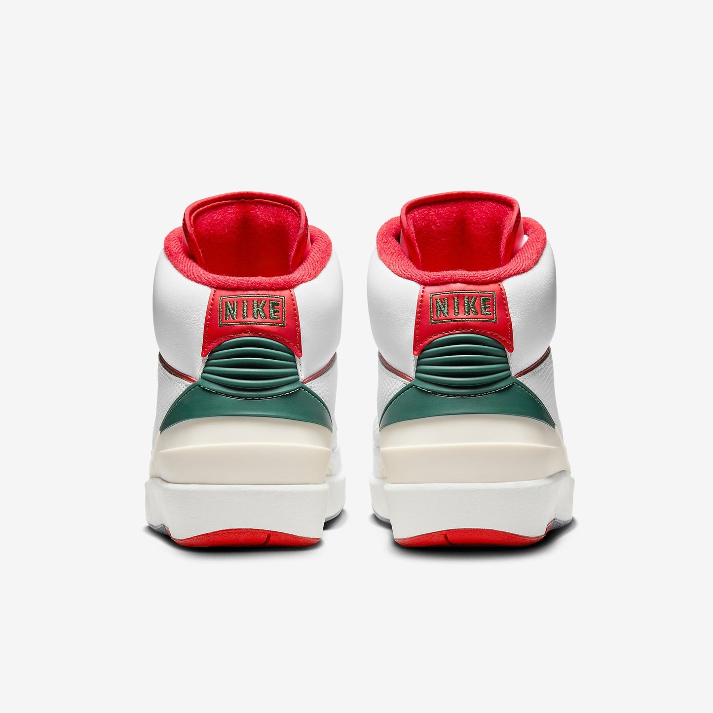 (Men's) Aithtr Jordthtan 2 Retro 'Italy / Gucci' (2023) DR8884-101