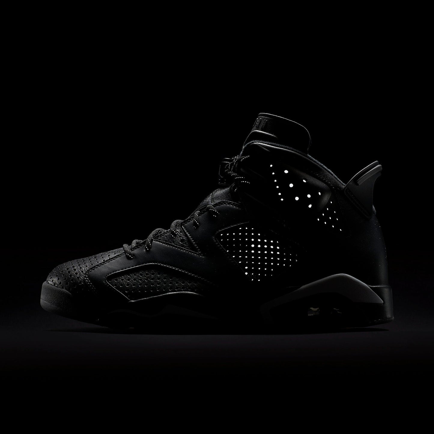 (Men's) Aithtr Jordthtan 6 Retro 'Black Cat' (2016) 384664-020