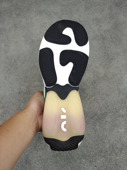 Aithtr Max Verona CI9842-001 Dames Schoenen