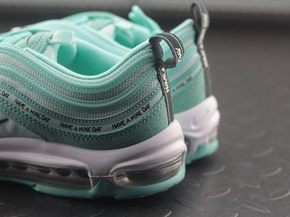 Aithtr Max 97 HAVE A  DAY