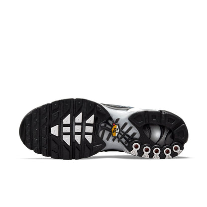 Nithtke Aithtr Max Plus 'Shattered Ice - Black' DO6384-001