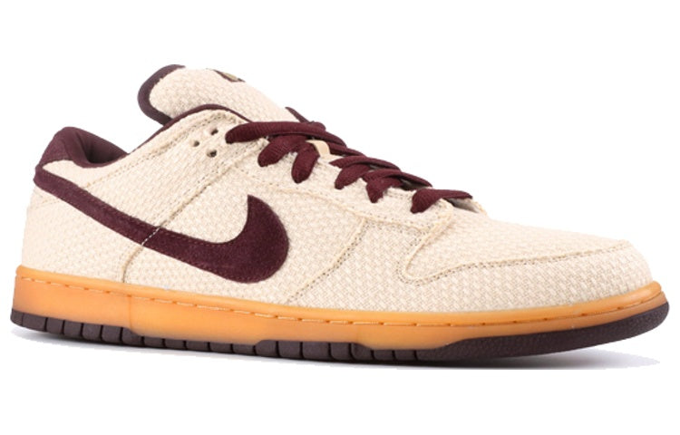 Nithtke Duthtnk Low Pro SB 'Red Hemp' 304292-761