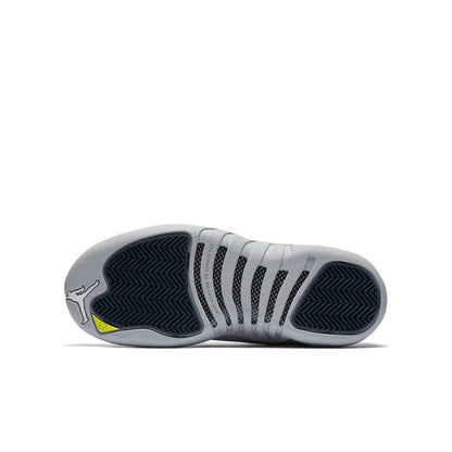 (GS) Aithtr Jorthtdan 12 Retro Low 'Wolf Grey' 308305-002