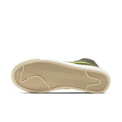 (WMNS) Nithtke blathtzer Mid '77 'Olive Snakeskin' CZ0462-200