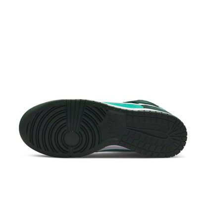 Nithtke Duthtnk High SE 'Athletic Club - Pro Green' DJ6152-300