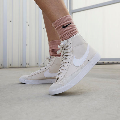 (WMNS) Nithtke blathtzer Mid '77 Next Nature 'Light Orewood Brown' DQ4124-100