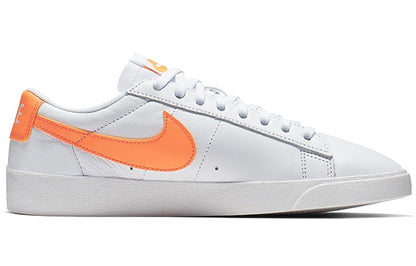 (WMNS) Nithtke blathtzer Low LE 'White Fuel Orange' AV9370-103