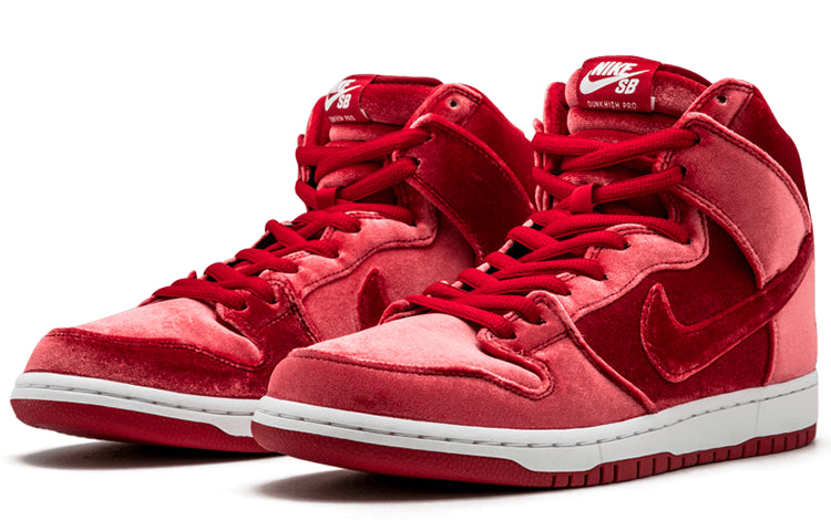 Nithtke SB Duthtnk High PRM 'Red Velvet' 313171-661