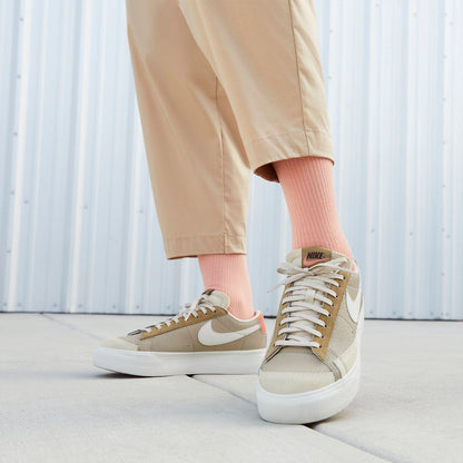 (WMNS) Nithtke blathtzer low Platform 'Brown White Red' DQ9318-200