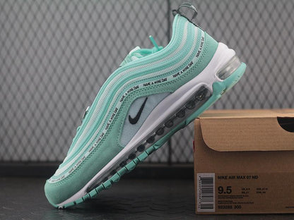 Aithtr Max 97 HAVE A  DAY