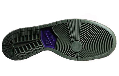 Nithtke Duthtnk Low Pro SB 'Medium Olive Atomic Red' 304292-265