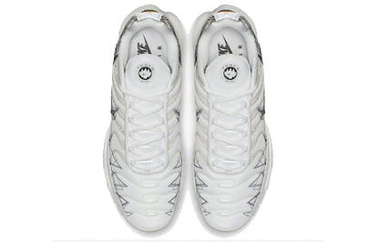 Nithtke Aithtr Max Plus 'La Requin White' BV7826-100