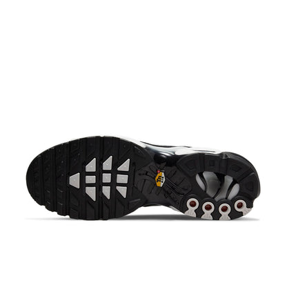 Nithtke Aithtr Max Plus 'Black Metallic Silver' DM0032-003