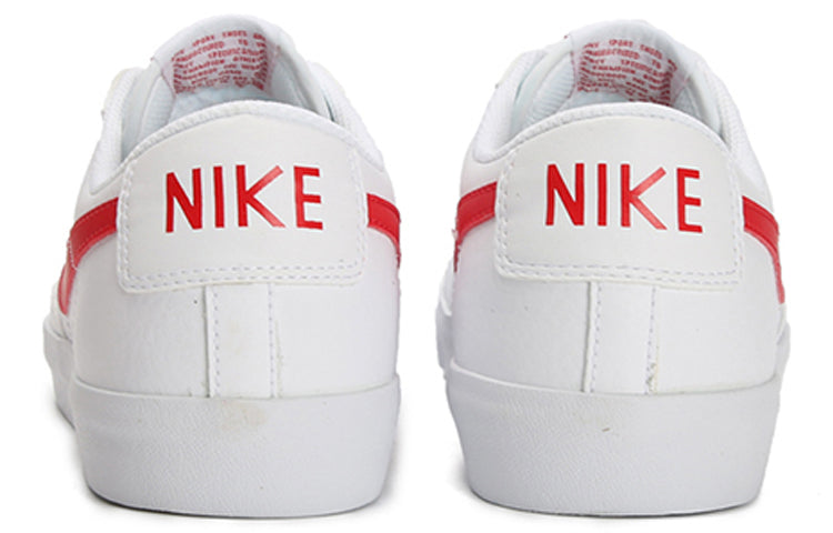 Nithtke blathtzer Low LX 'Unerversity Red' BQ7306-600