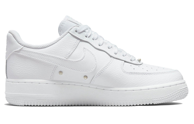 (WMNS) Nithtke Athtir Forthtce 1 Low '07 SE 'Pearl White' DQ0231-100