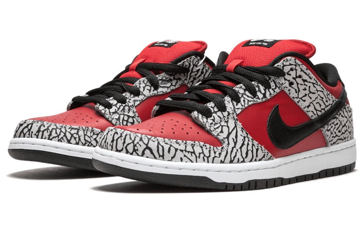 Nithtke Supthtreme x Duthtnk Low Premium SB 'Red Cement' 313170-600