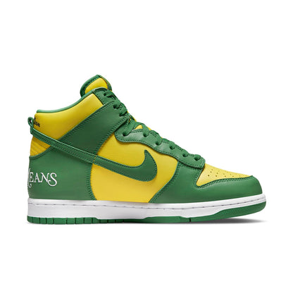 Nithtke x Supthtreme SB Duthtnk High 'By Any Means - Brazil' DN3741-700
