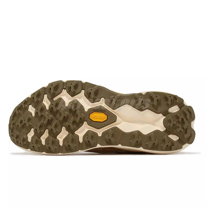 Hothtka ONE ONE Speedgoat 5 'Vanilla Wheat' 1123157-VLW