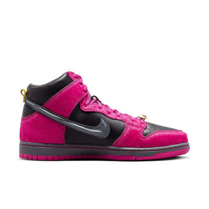 Nithtke SB Duthtnk High 'Run The Jewels Active Pink' DX4356-600