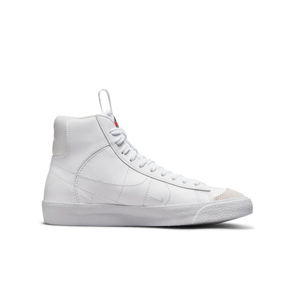 (GS) Nithtke blathtzer Mid '77 SE 'Dance - White Black' DH8640-102