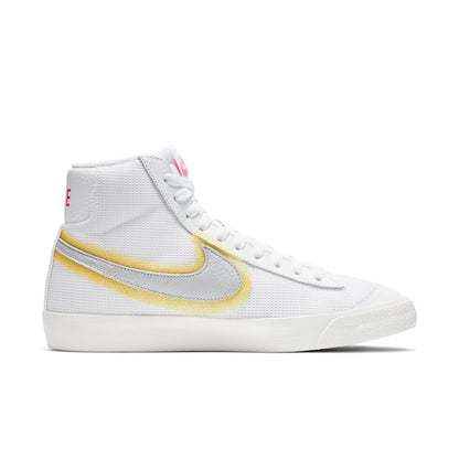 (WMNS) Nithtke blathtzer Mid Vintage '77 'Cotton Waffle - White University Gold' CZ8105-100