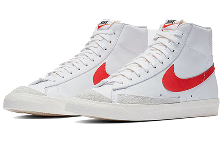 Nithtke blathtzer Mid '77 Vintage 'Habanero Red' BQ6806-600