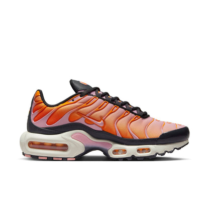 (WMNS) Nithtke Aithtr Max Plus 'Magma Orange Soft Pink' FB8478-001