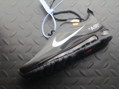 Aithtr Max 97 Off-White Black