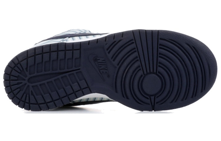 Nithtke Duthtnk Low Pro SB 'Blue Avenger' 304292-143