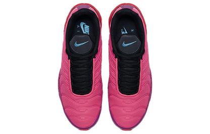 Nithtke Aithtr Max Plus 97 'Racer Pink' AH8144-600