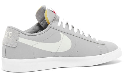 Nithtke blathtzer Low Grey/White/Red DA4652-400