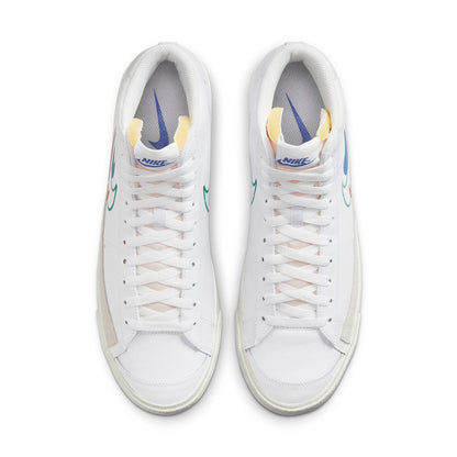 Nithtke blathtzer Mid '77 'Multi-Swoosh' DN7996-101