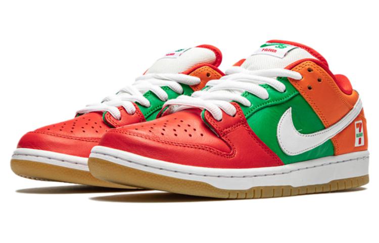 Nithtke SB Skateboard Duthtnk Low x Seven Eleven CZ5130-600