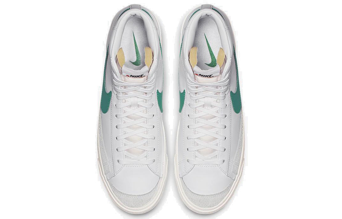 Nithtke blathtzer Mid '77 Vintage 'Lucid Green' BQ6806-300