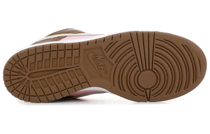 Nithtke Stssy x Duthtnk Low Pro SB 'Cherry' 304292-671