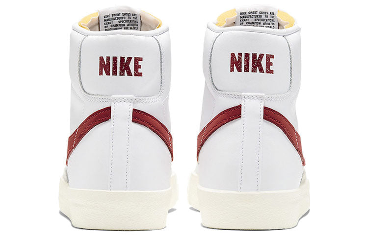 Nithtke blathtzer Mid '77 'Brick Red' BQ6806-102